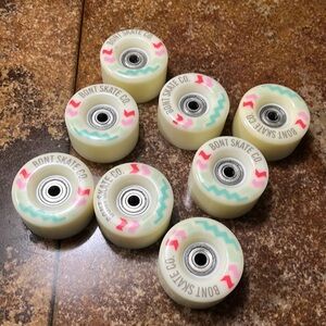 Roller derby roller skate wheels Bont w/bearings NEW